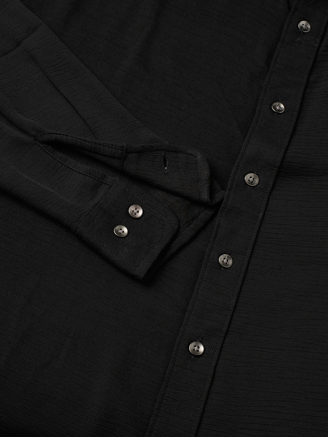 Classic Black Crinkled Boxy Fit Crop Shirt - Image 3