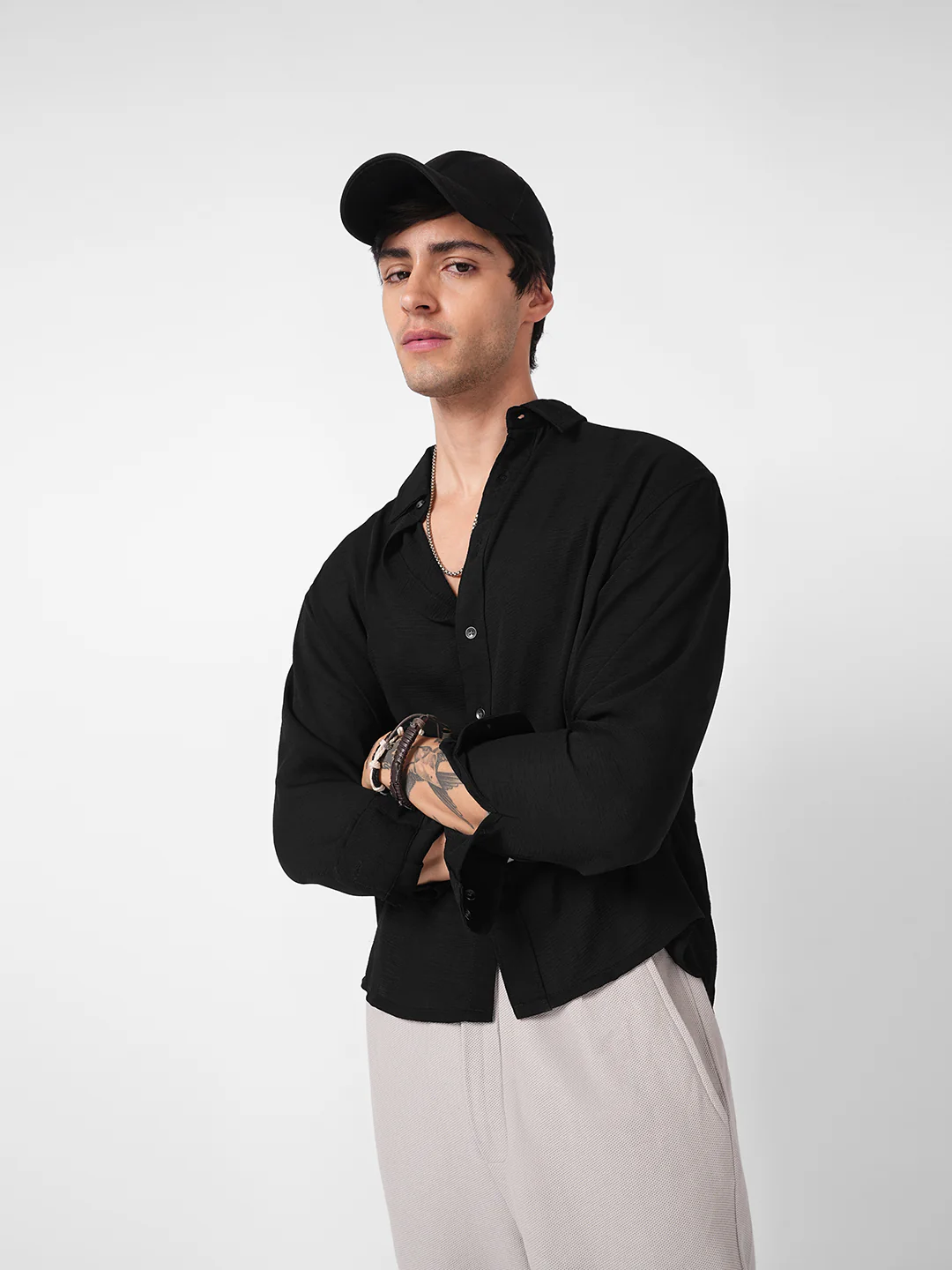 Classic Black Crinkled Boxy Fit Crop Shirt - Image 4