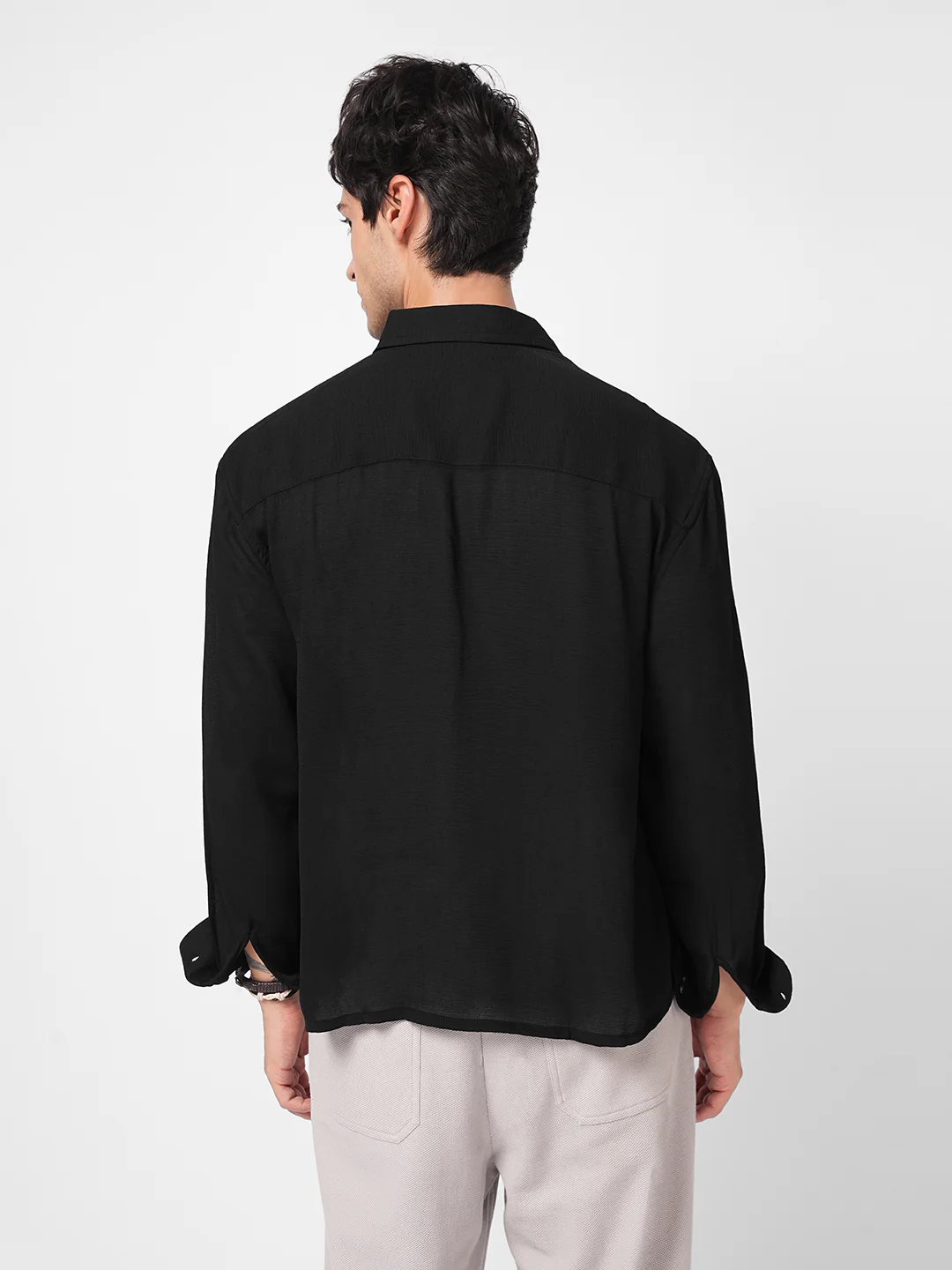 Classic Black Crinkled Boxy Fit Crop Shirt - Image 6