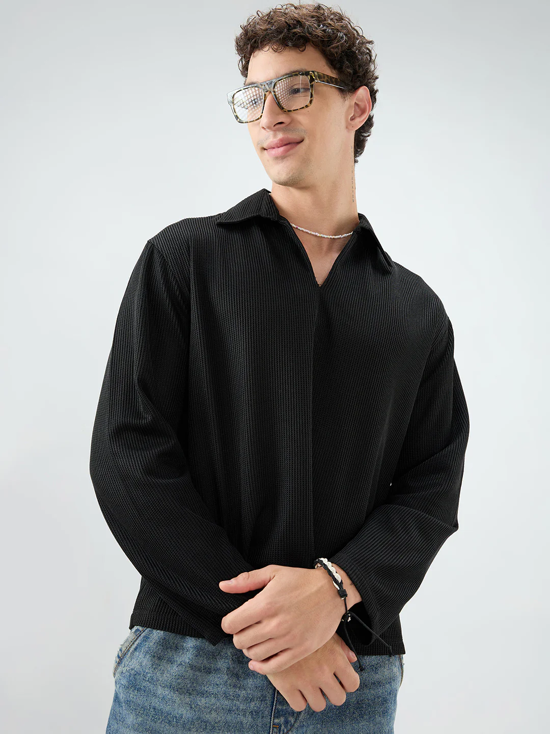 Black Refined Textured Knitted Oversized Polo Shirt - Image 4