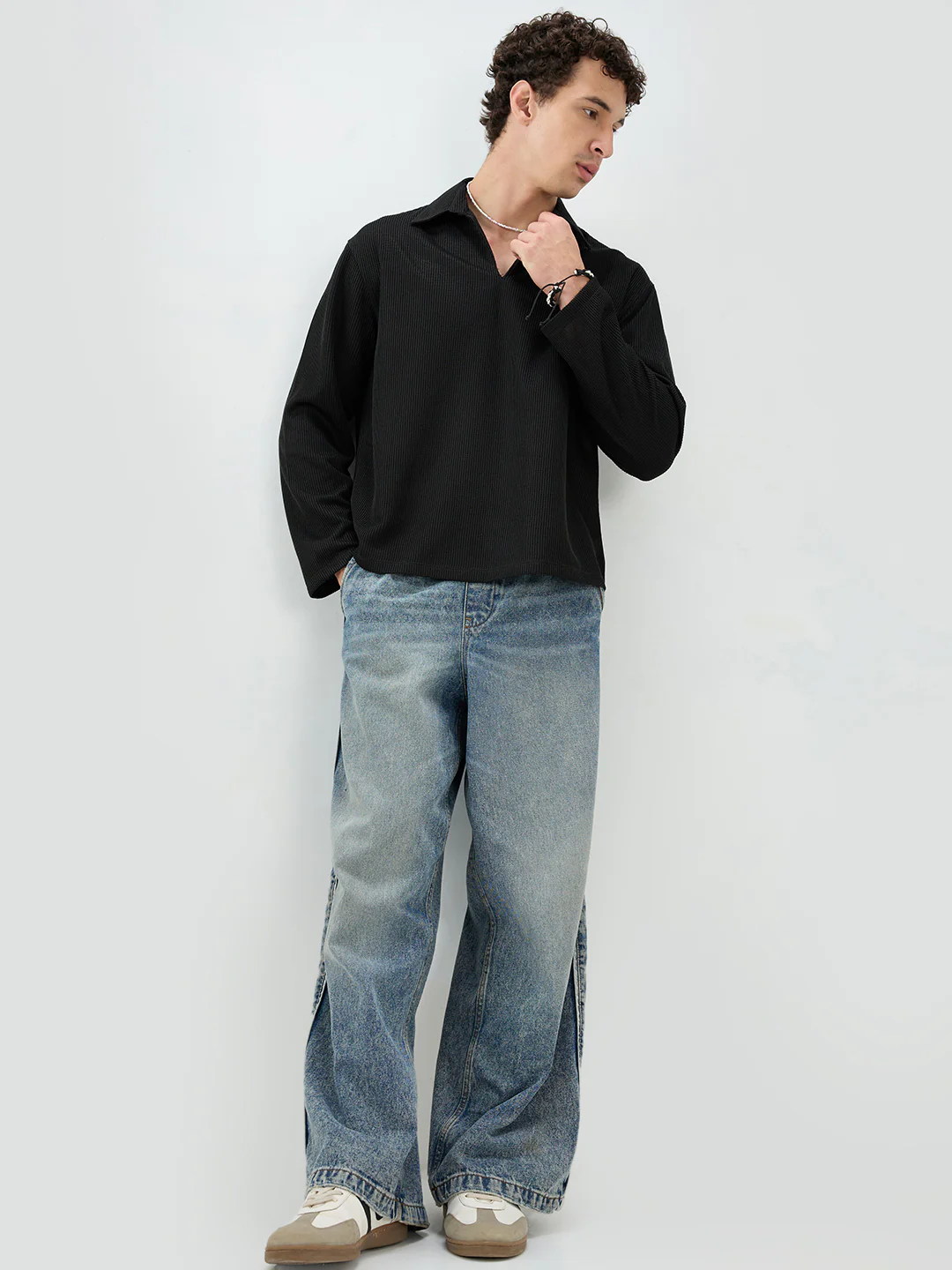 Black Refined Textured Knitted Oversized Polo Shirt - Image 8