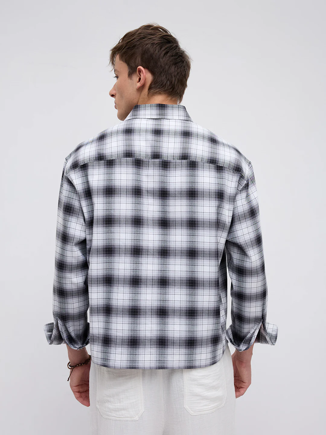 Black & White Tartanique Checked Boxy Fit Crop Shirt - Image 7