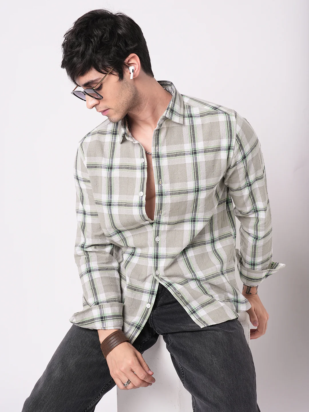 Premium Cotton Burlap Grey & Navy Plaid Checks Textured Shirt - Image 4