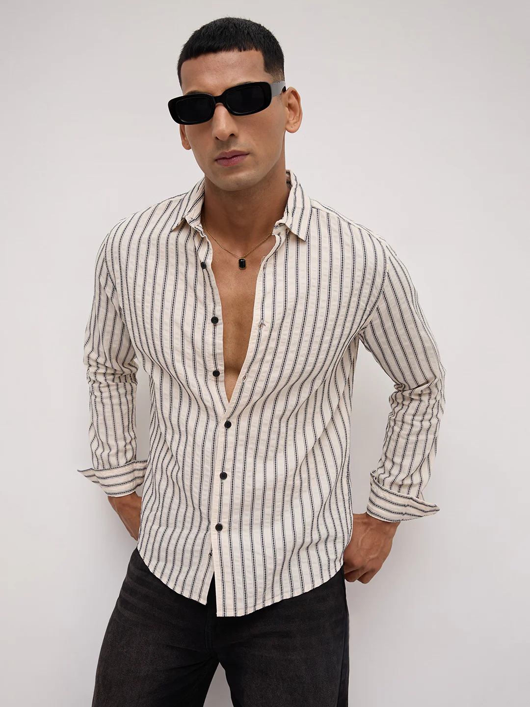Luxe  Off White & Navy Seersucker Embroidered Striped Shirt - Image 4
