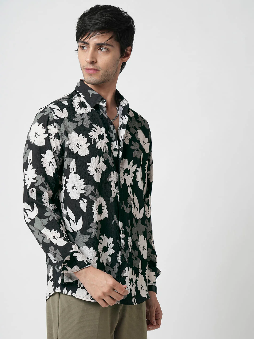 Midnight Black Floral Printed Creased Shirt - Image 5