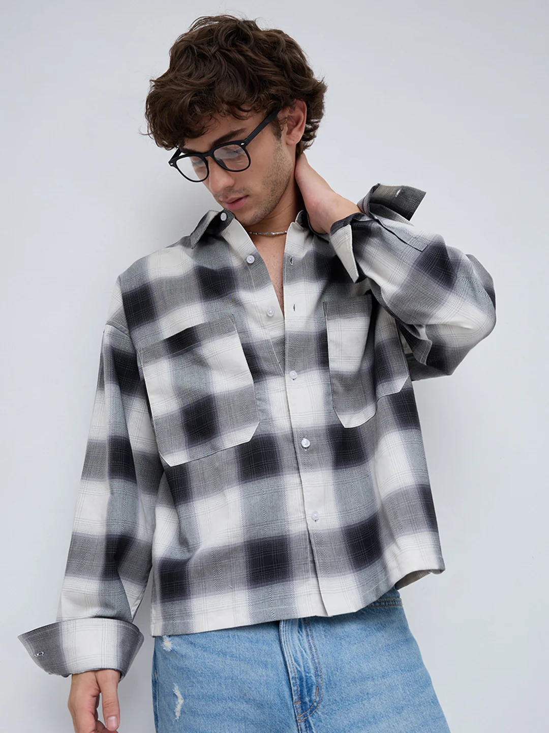 Monochrome Bold Grid Boxy Fit Crop Utility Shirt - Image 4