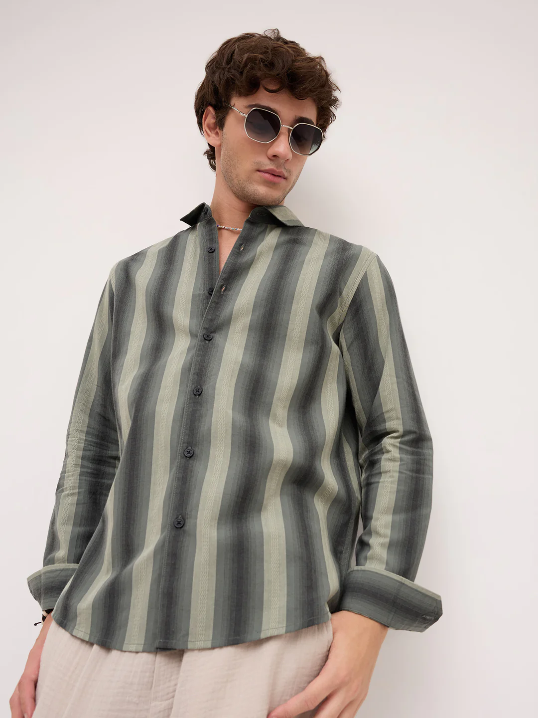 Olive Atrisan Shadow Woven Striped Statement Shirt - Image 5