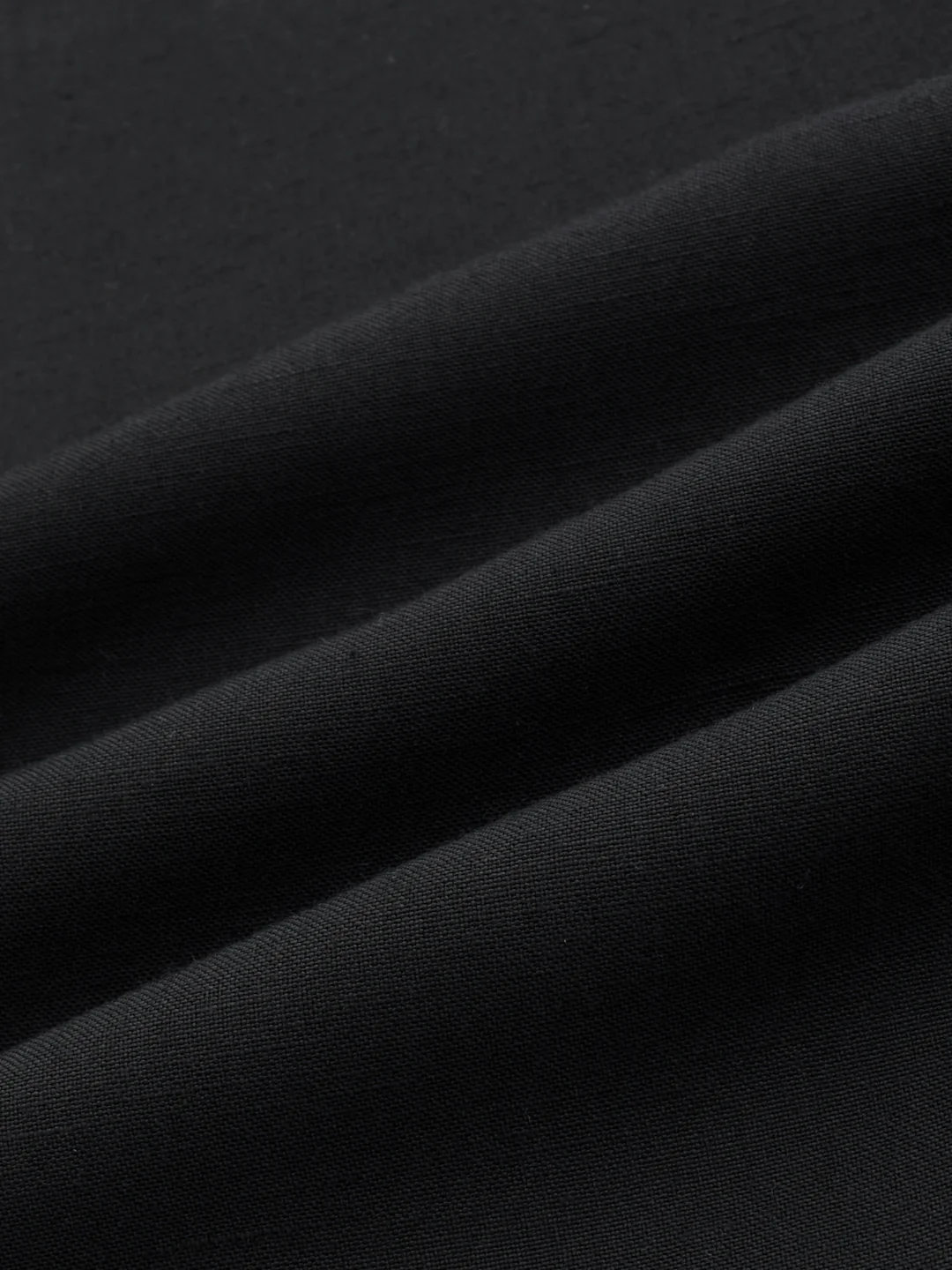 Pure Black Smooth Weave Boxy Fit Crop Shirt - Image 3