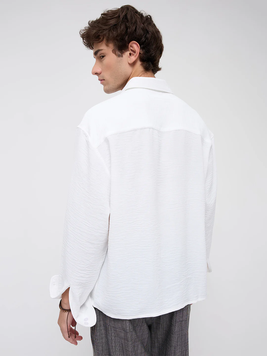 Snow White Crinkled Boxy Fit Crop Shirt - Image 7