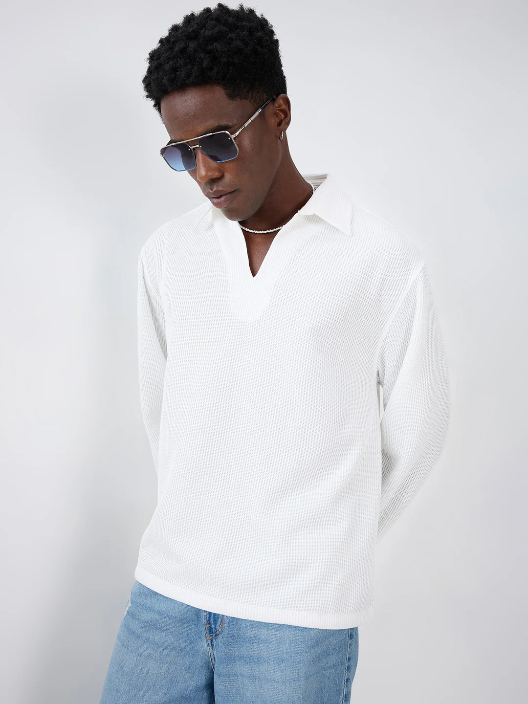 Snow White Refined Textured Knitted Oversized Polo Shirt - Image 6
