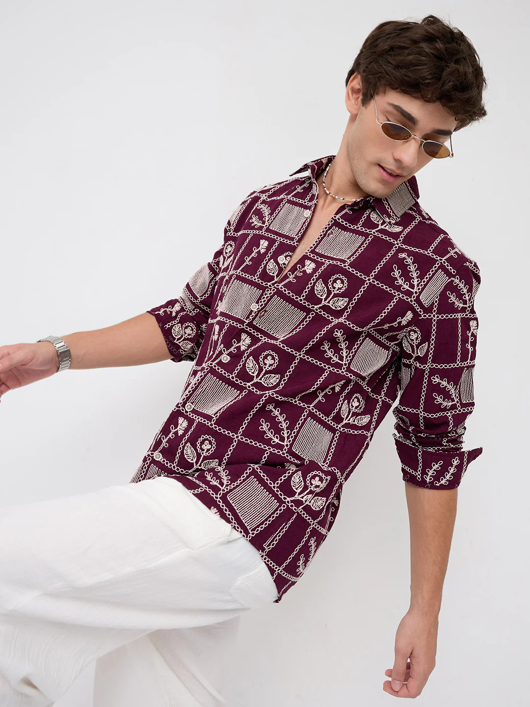 Wine Floral Frame Embroidered Slub Shirt - Image 2